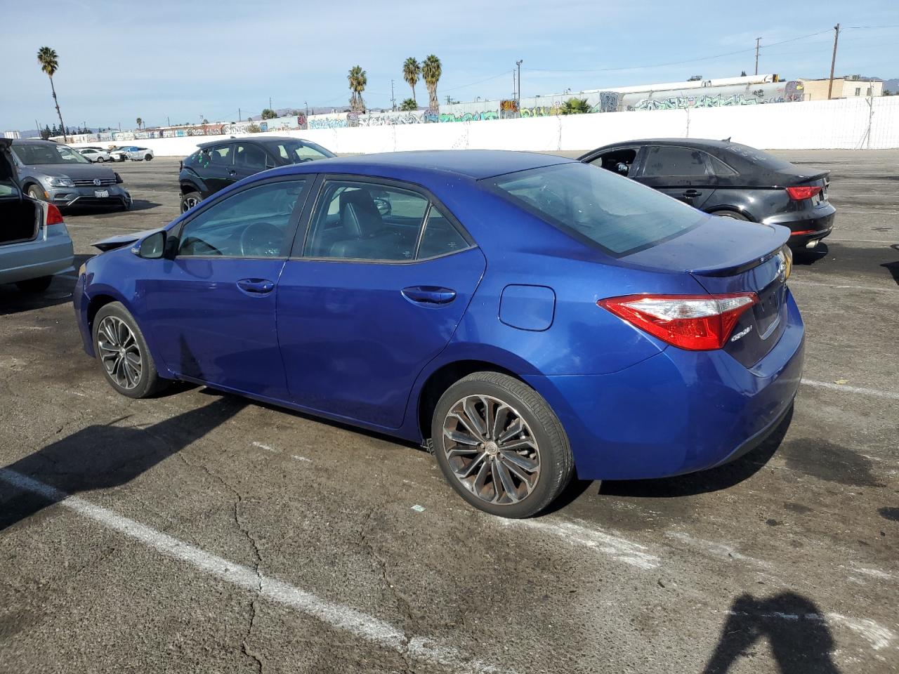 VIN 5YFBURHE2GP448919 2016 TOYOTA COROLLA no.2