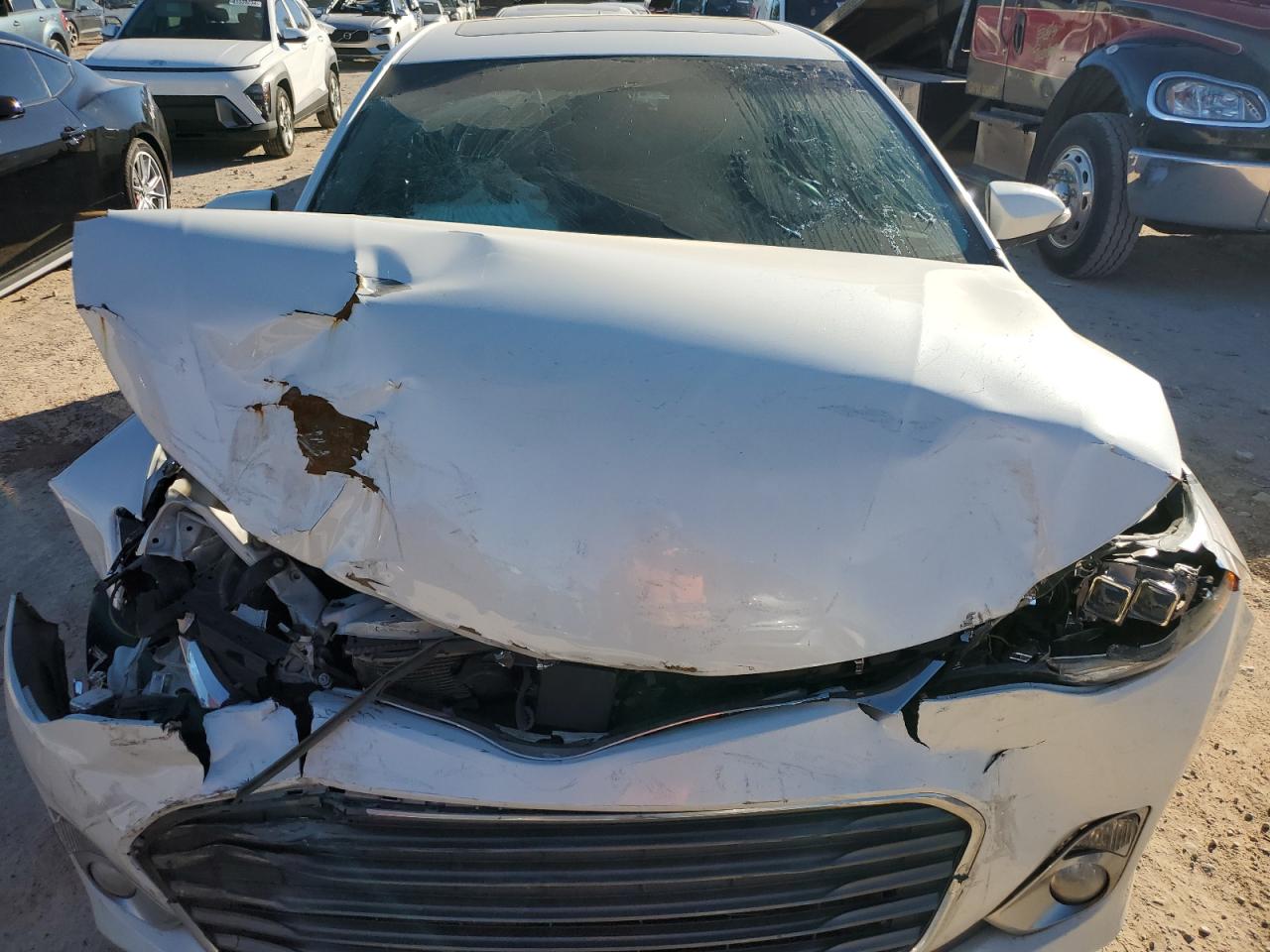 2014 Toyota Avalon - Image 11