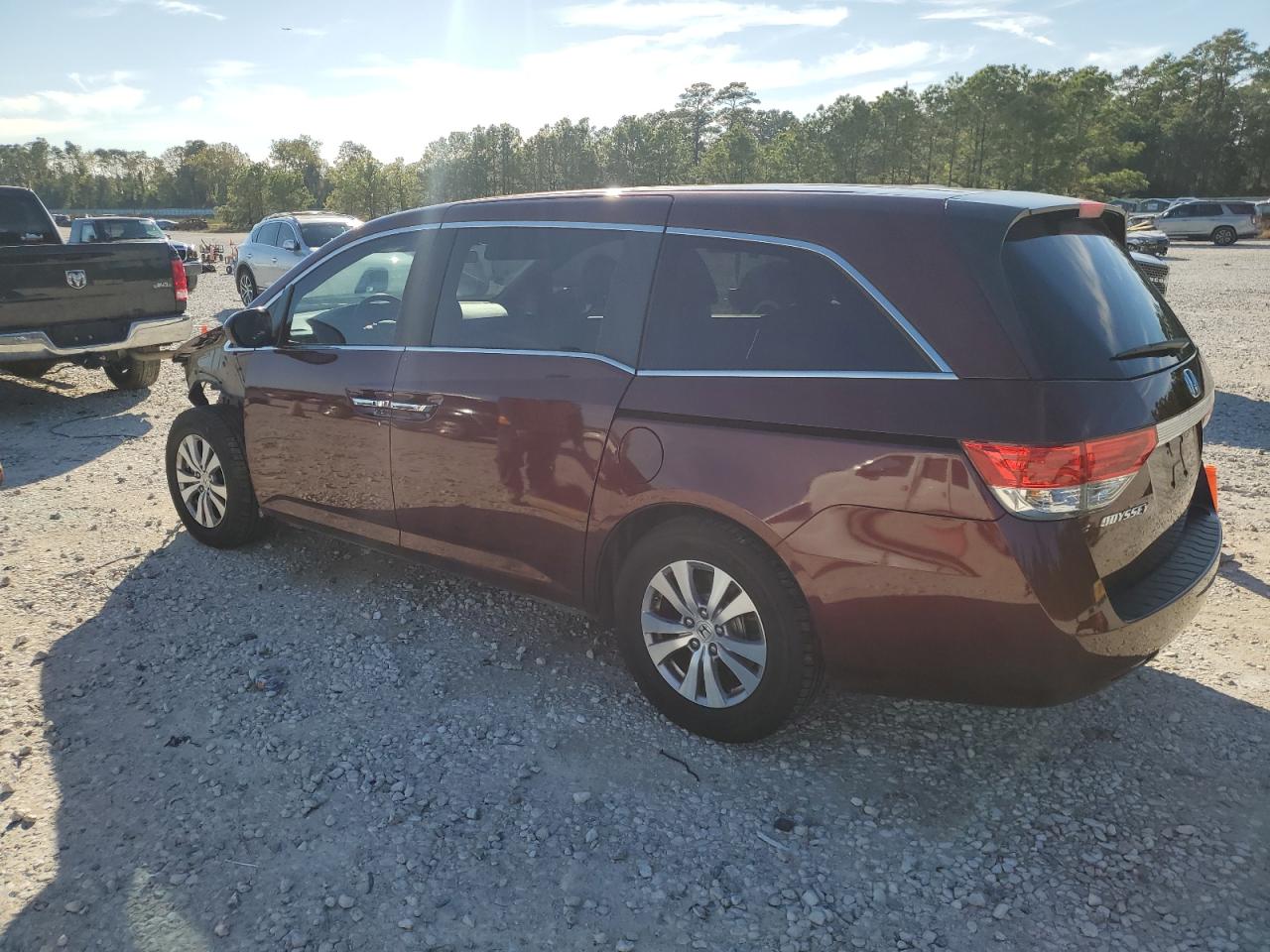2016 Honda Odyssey - Image 2