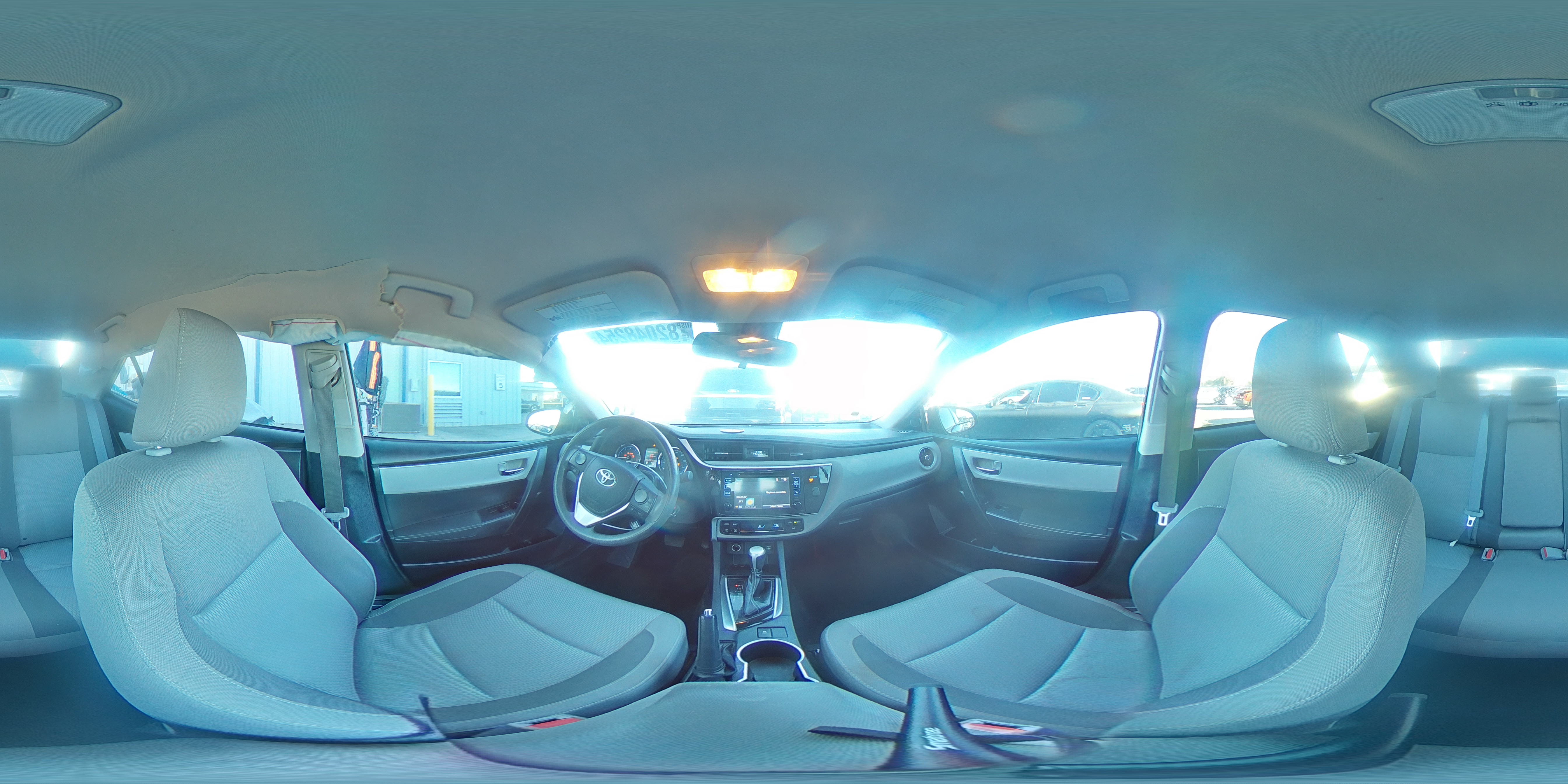 2018 Toyota Corolla - Image 14