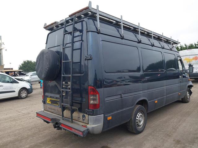 2003 MERCEDES BENZ SPRINTER 3