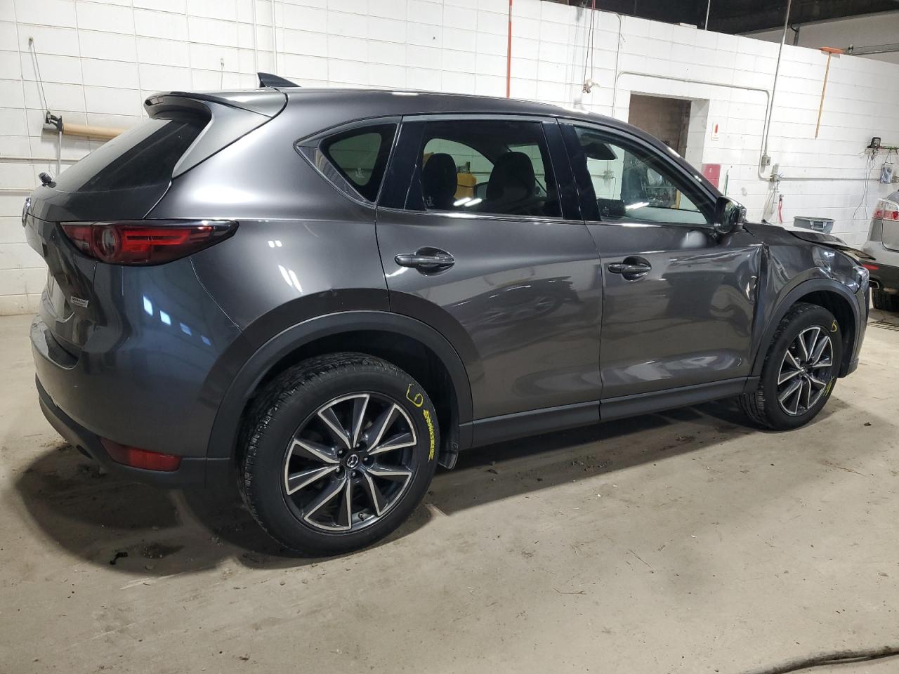 2017 Mazda CX-5 - Image 3