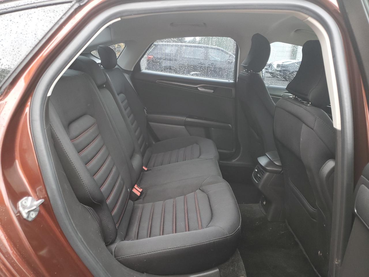 2016 Ford Fusion - Image 10