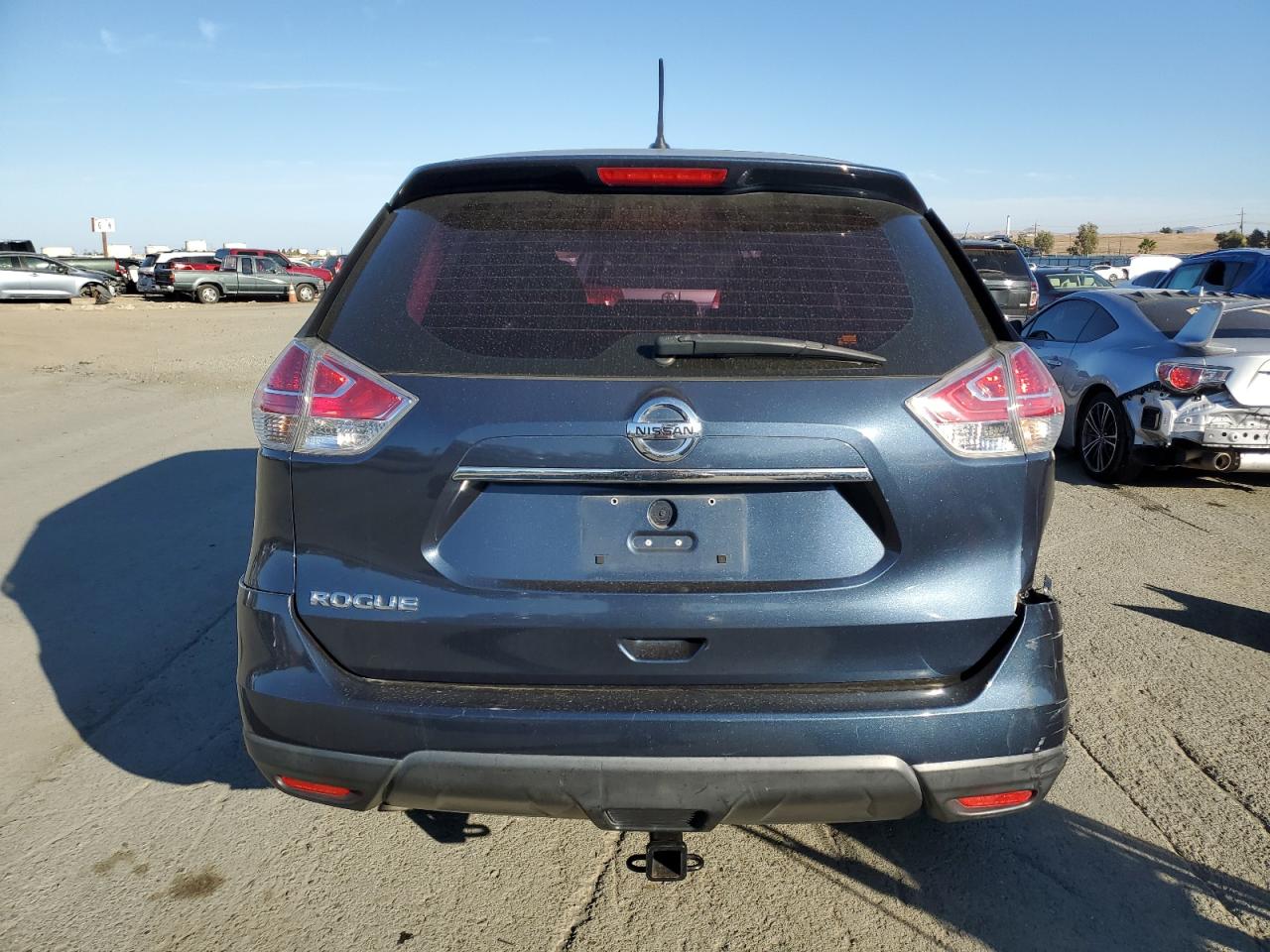 2015 Nissan Rogue S VIN: KNMAT2MT6FP591320 Lot: 79680074