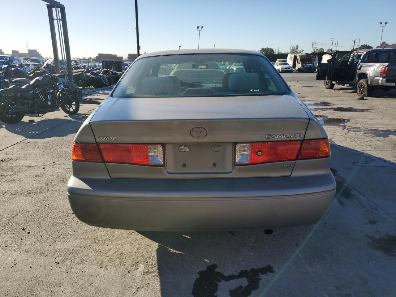 2000 Toyota Camry Le VIN: 4T1BF22K0YU112847 Lot: 79769664