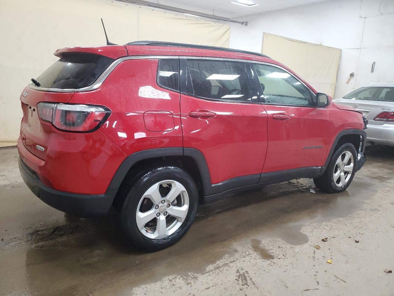 2018 Jeep Compass - Image 3