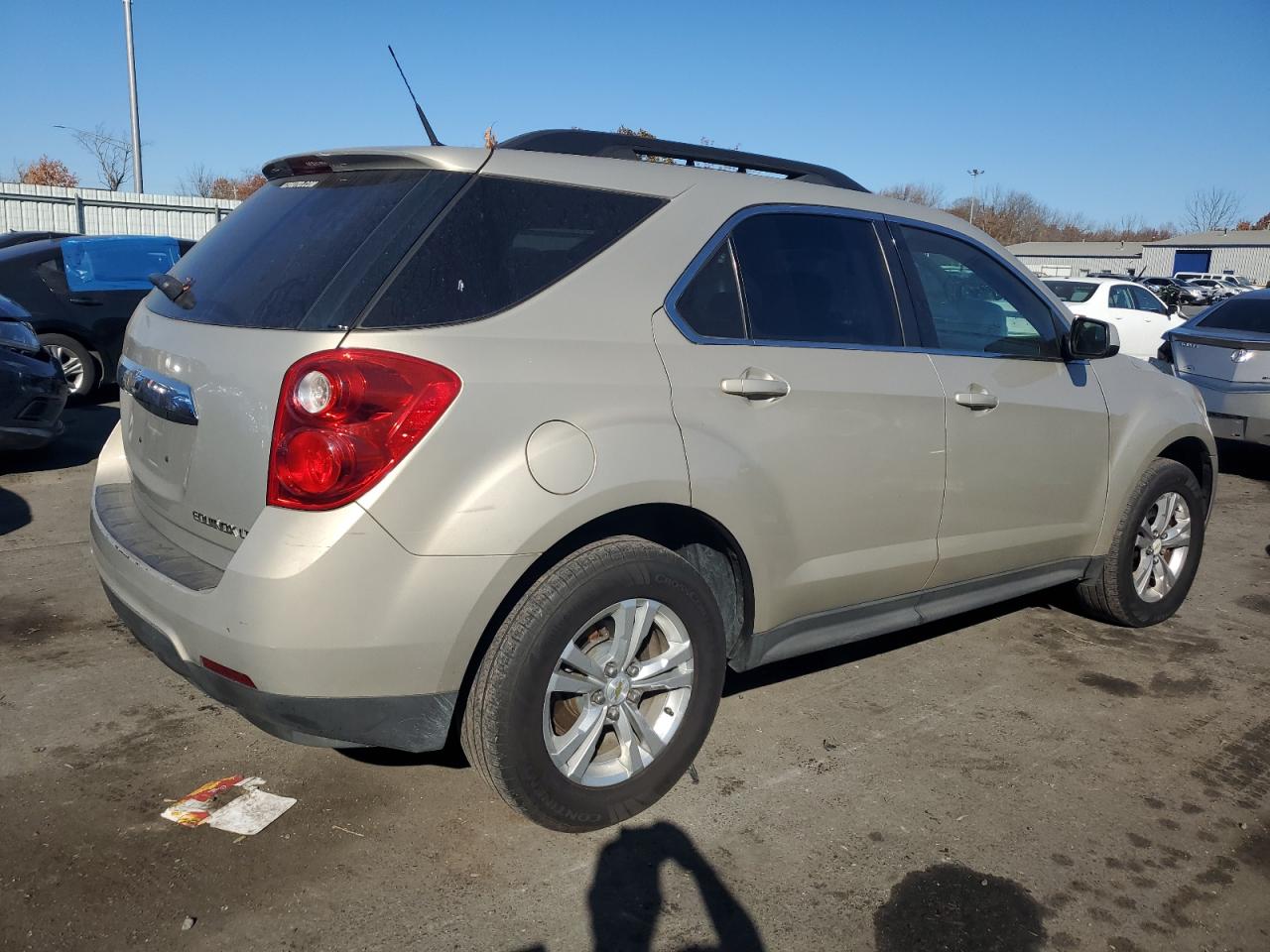 2011 Chevrolet Equinox - Image 3