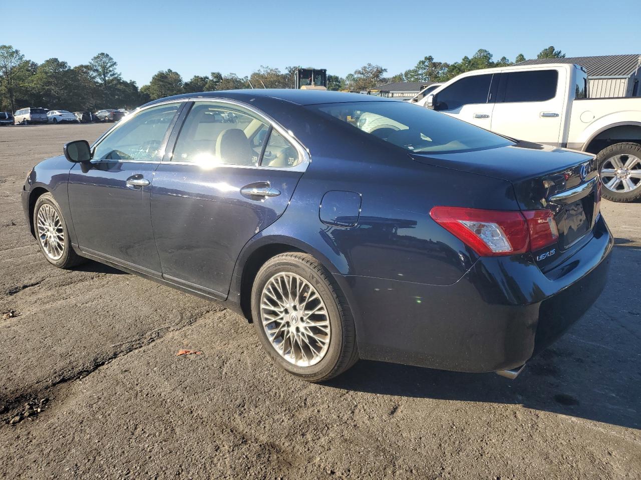 2007 Lexus ES - Image 2
