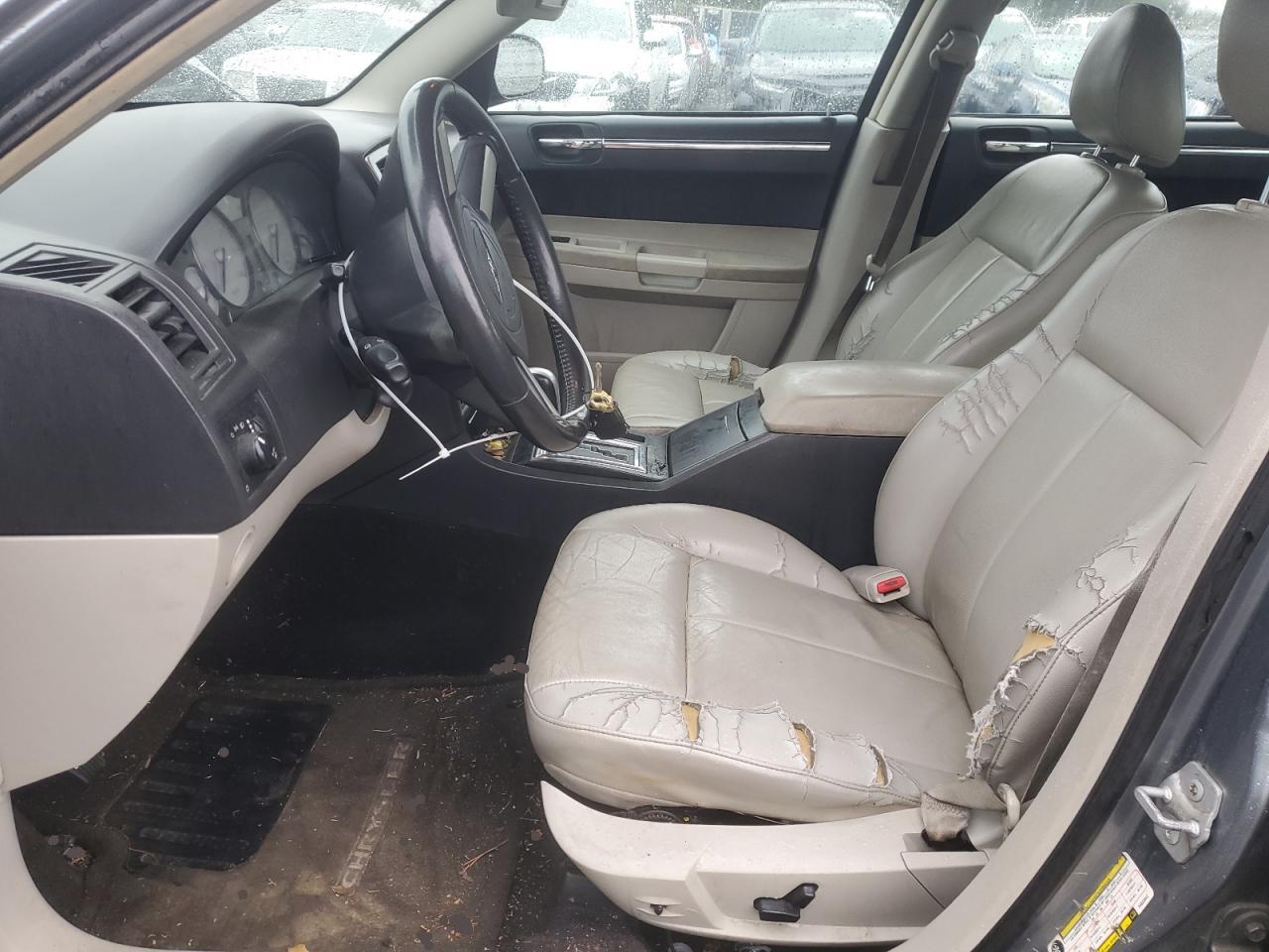 2007 Chrysler 300 - Image 7