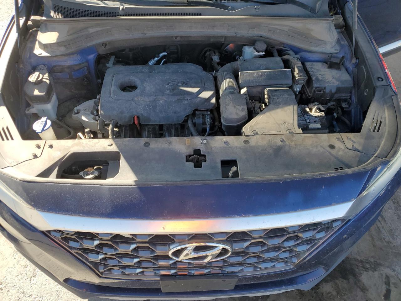 2019 Hyundai Santa Fe - Image 12