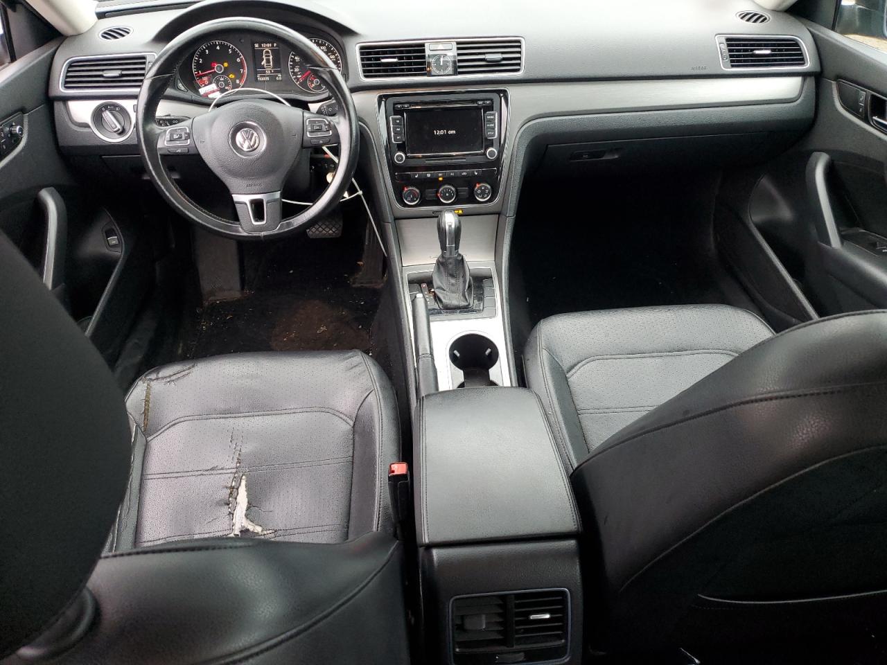 2014 Volkswagen Passat - Image 8