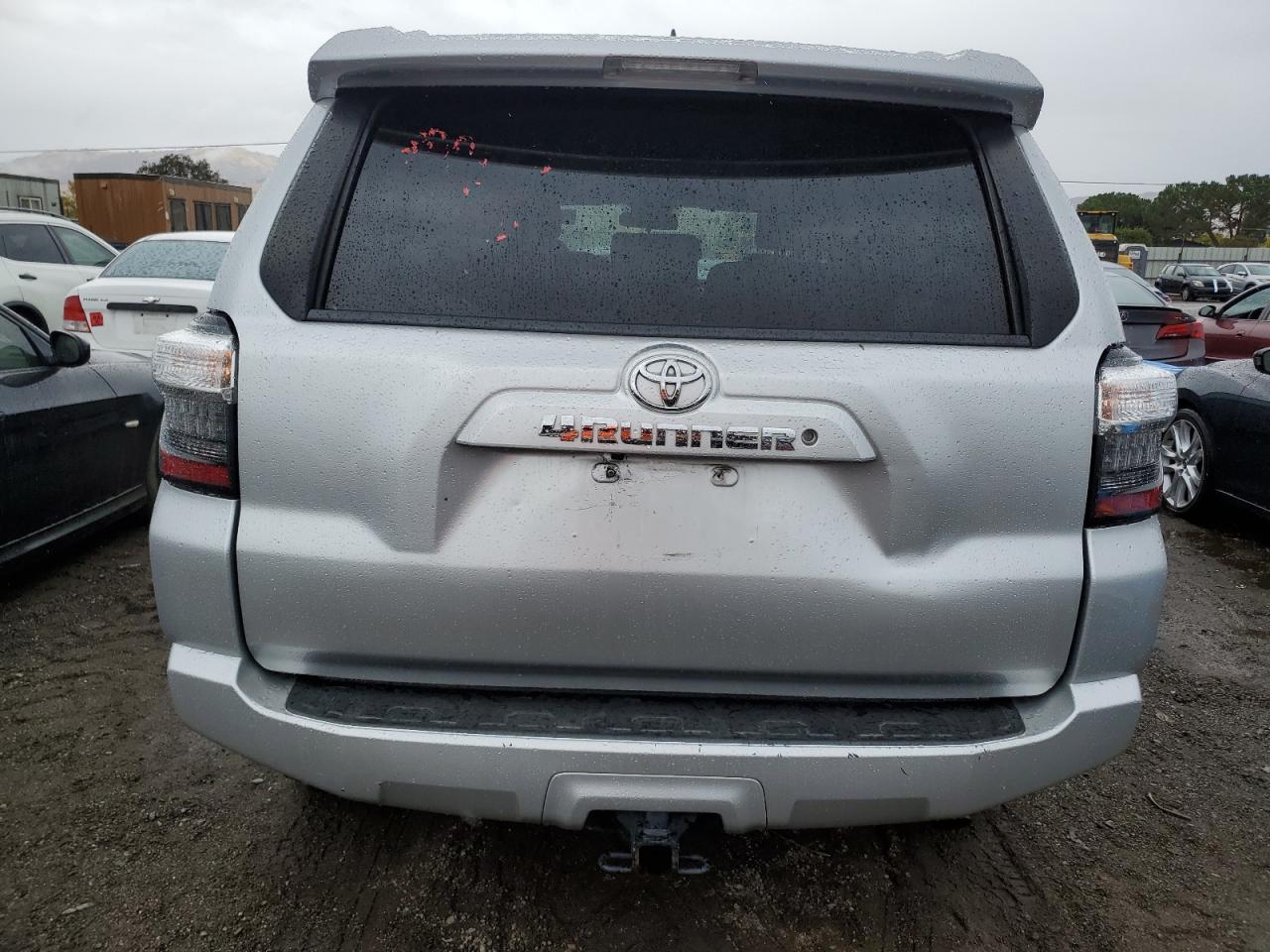2018 Toyota 4Runner - Image 6