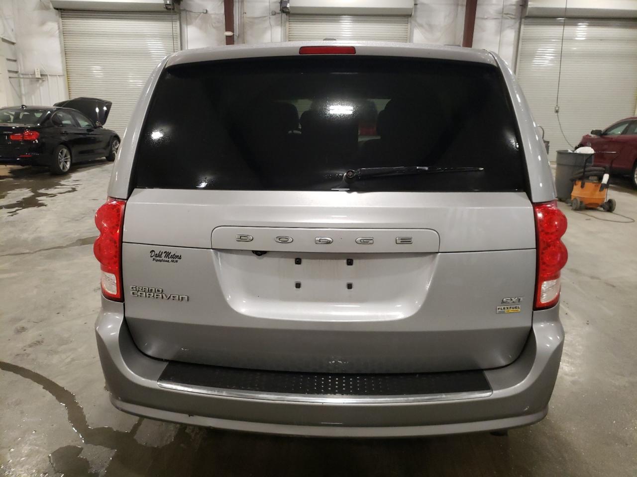 2019 Dodge Grand Caravan Sxt VIN: 2C4RDGCG4KR562585 Lot: 79633324