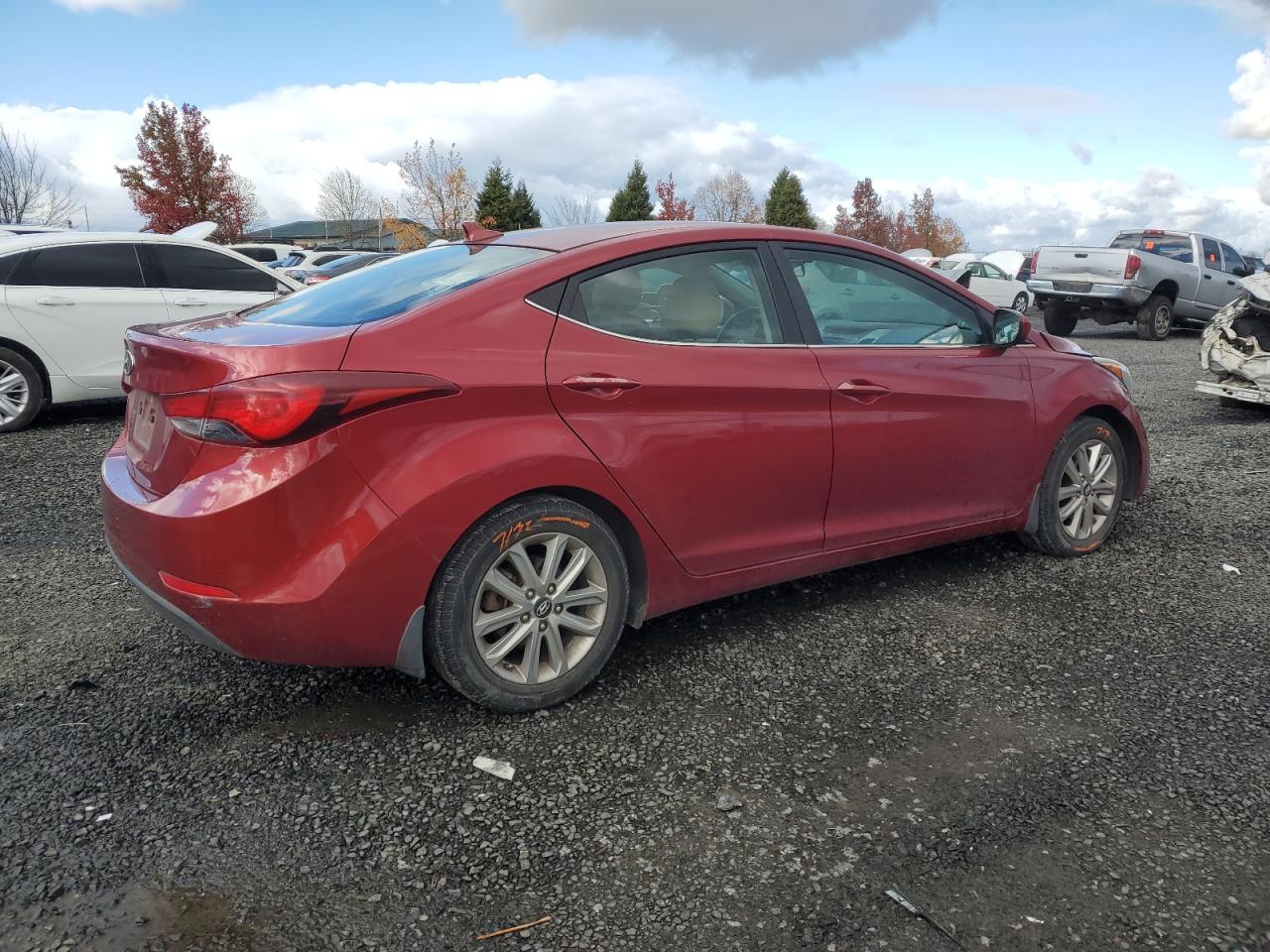 VIN 5NPDH4AE5FH592759 2015 HYUNDAI ELANTRA no.3