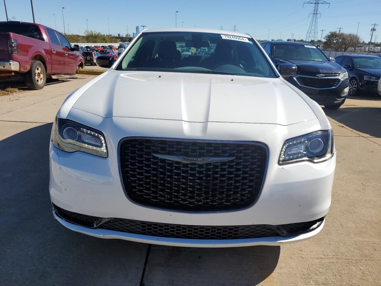 2021 Chrysler 300 - Image 5