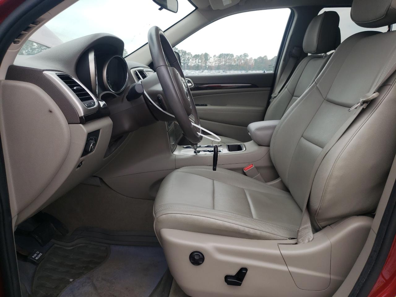 2012 Jeep Grand Cherokee - Image 7