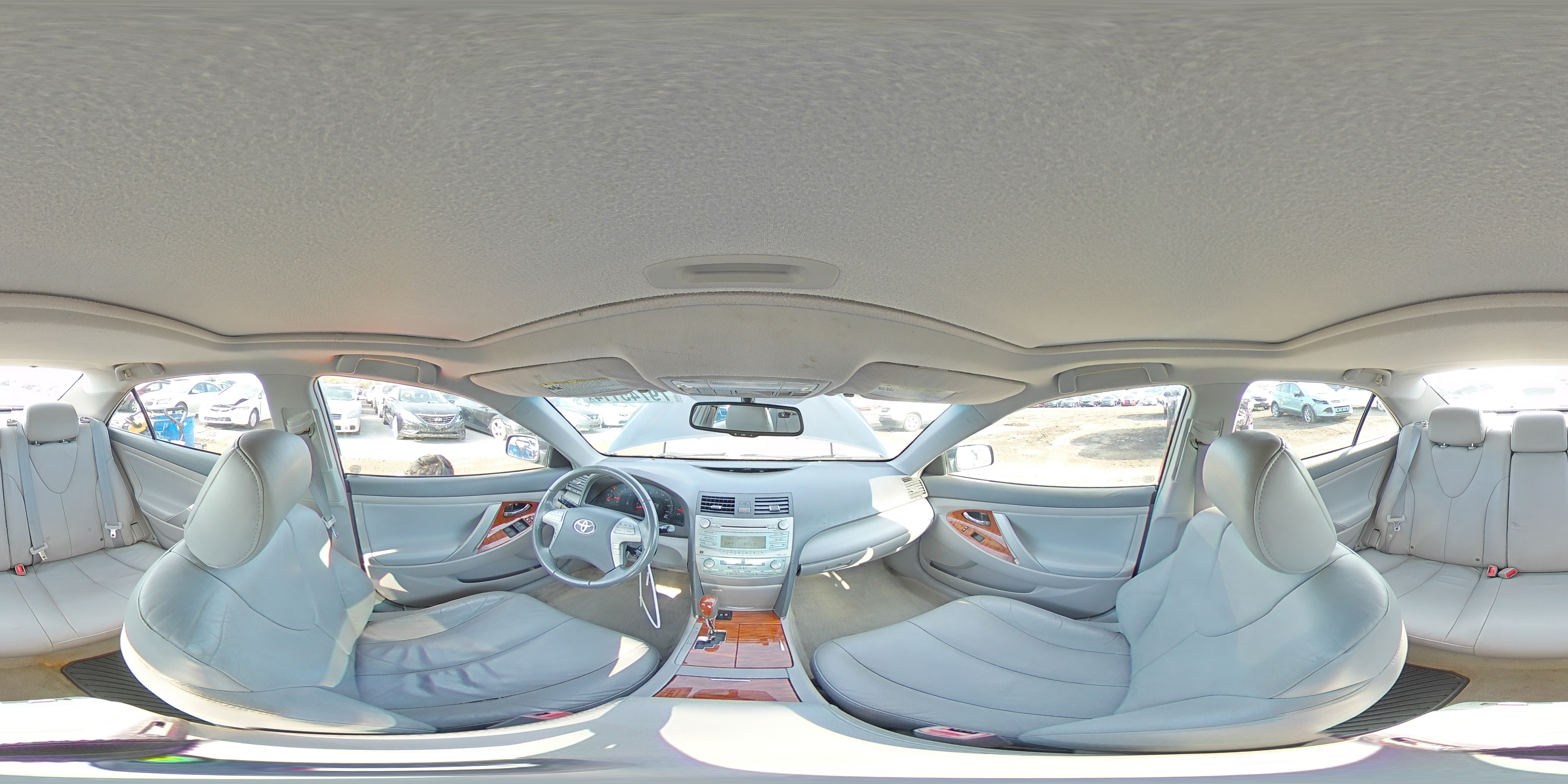 2009 Toyota Camry - Image 12