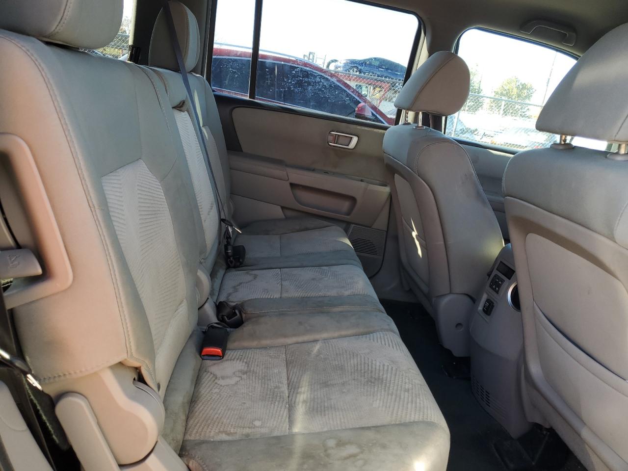 2014 Honda Pilot - Image 12