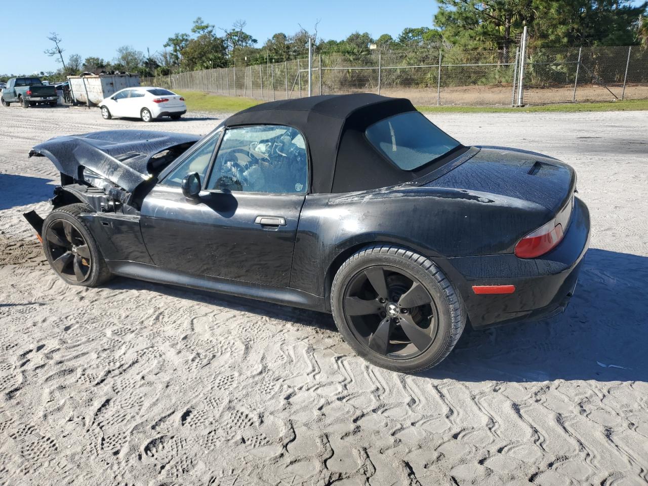 2001 BMW Z3 - Image 2