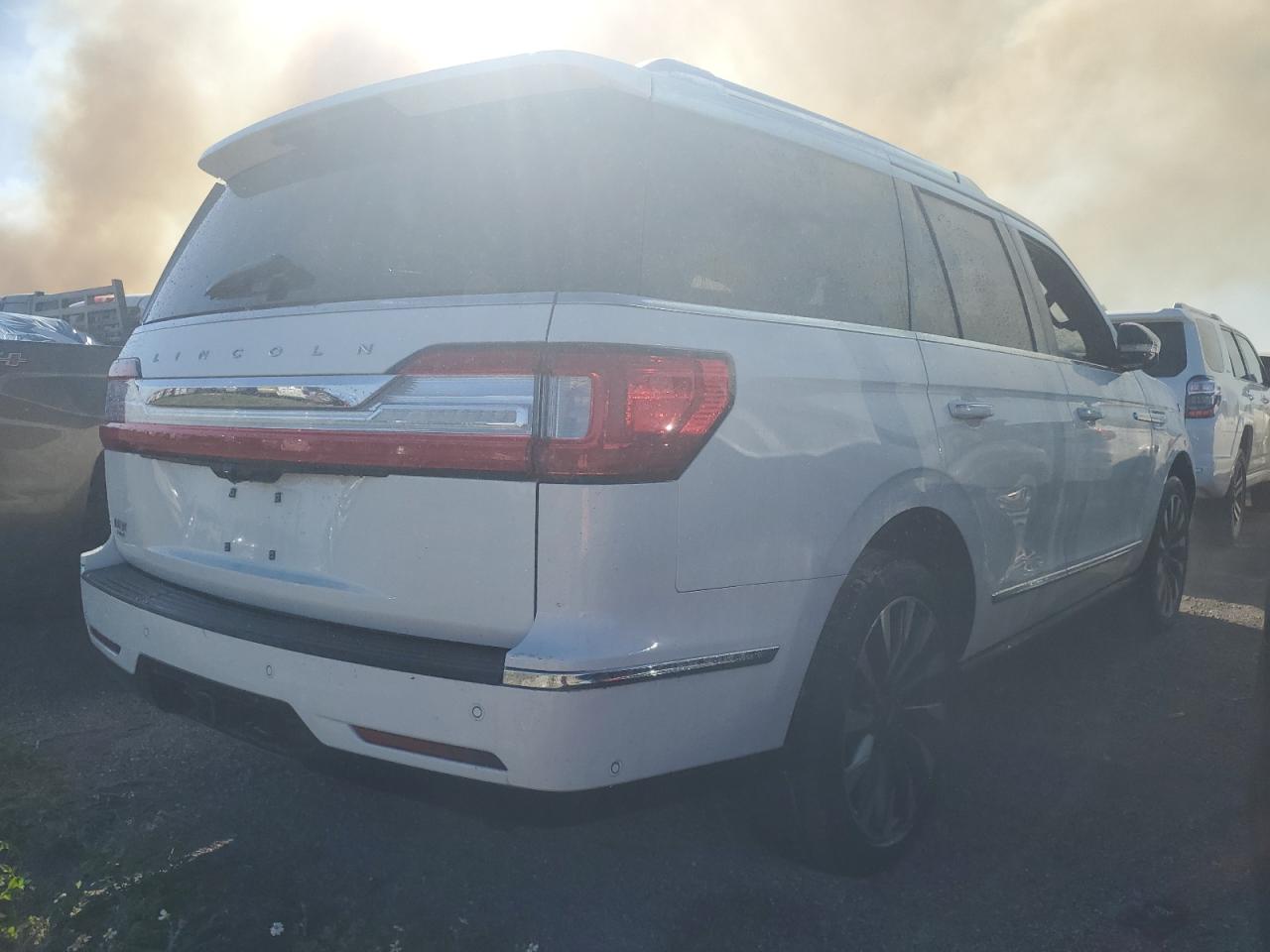 2021 Lincoln Navigator - Image 3