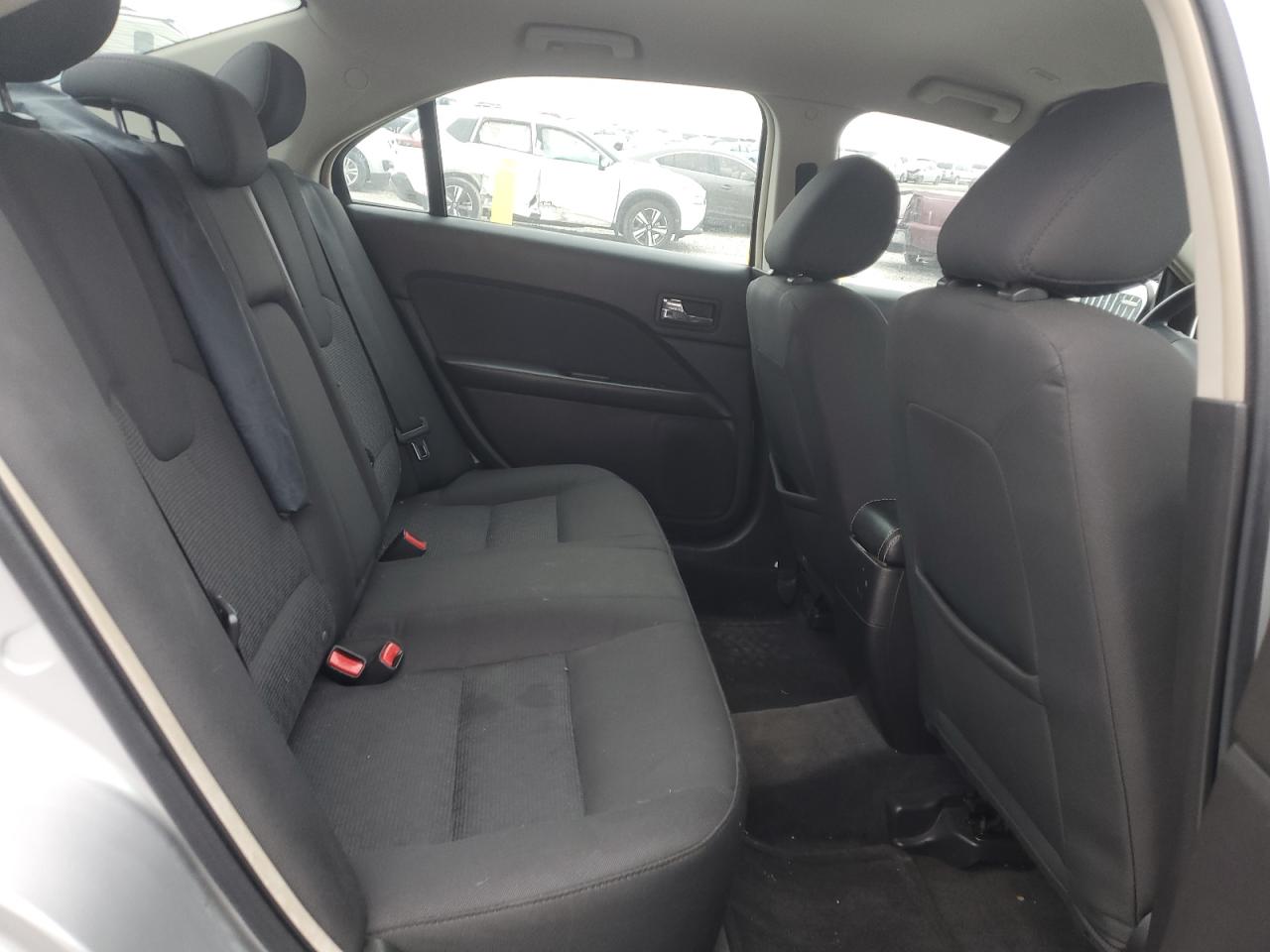 2011 Ford Fusion - Image 10