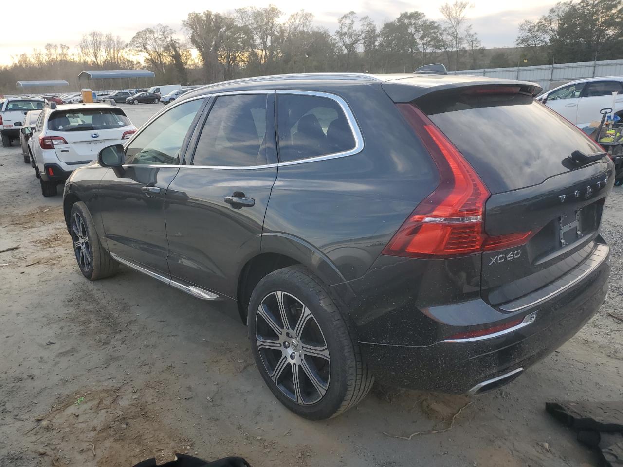 2021 Volvo XC60 - Image 2