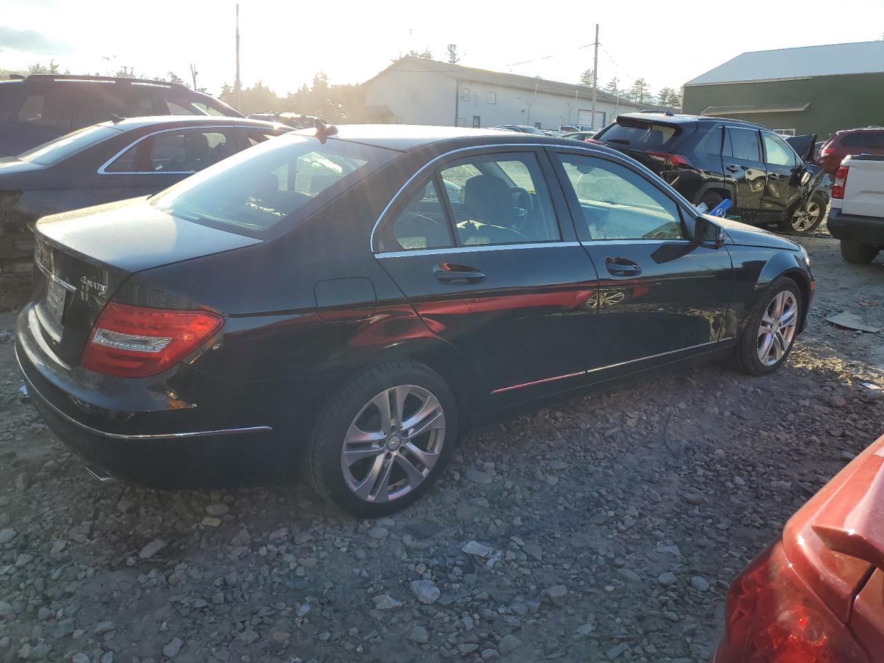 VIN WDDGF8AB9DA877376 2013 MERCEDES-BENZ C-CLASS no.3