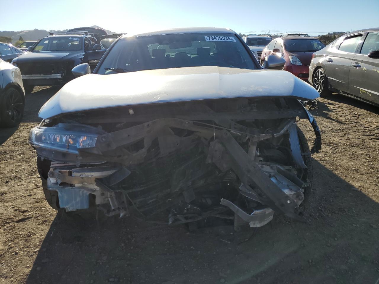 VIN 1HGCV1F4XJA111909 2018 HONDA ACCORD no.5