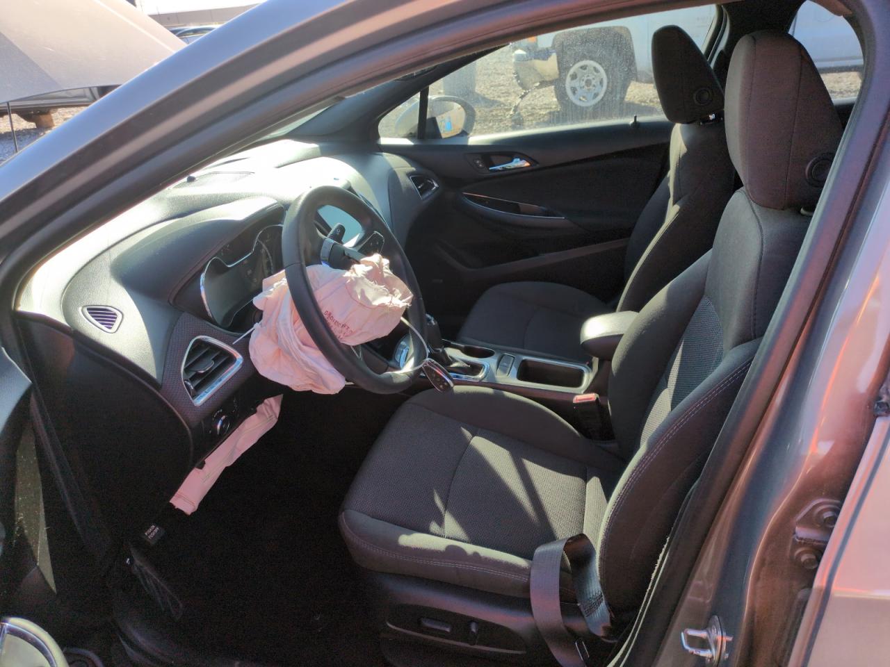 2017 Chevrolet Cruze - Image 7