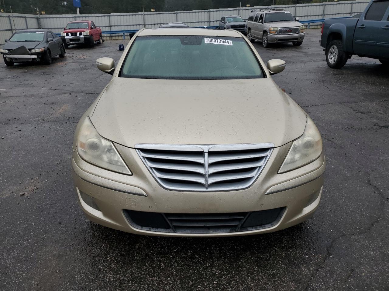 2011 Hyundai Genesis - Image 5