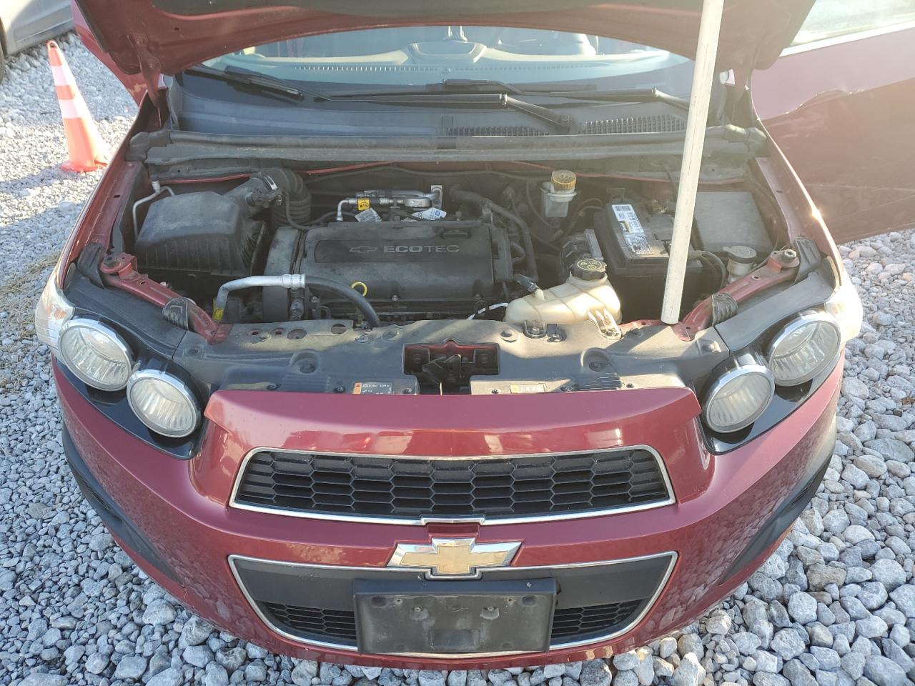 2014 Chevrolet Sonic - Image 12