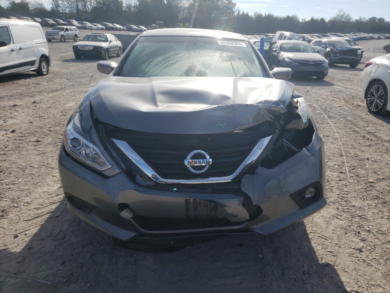2017 Nissan Altima - Image 5