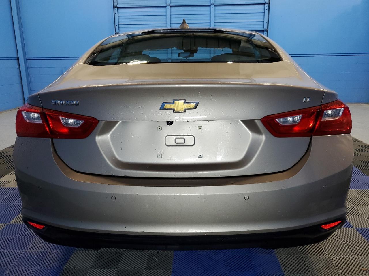 2023 Chevrolet Malibu - Image 6