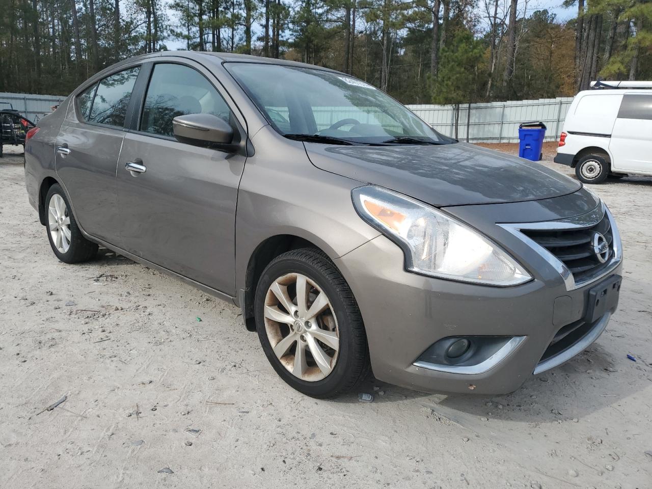 2015 Nissan Versa - Image 4