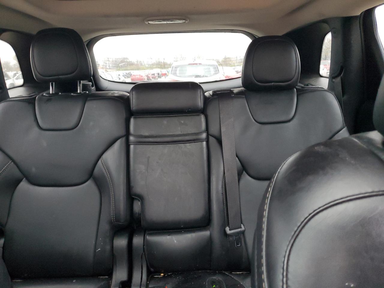 2016 Jeep Grand Cherokee - Image 10