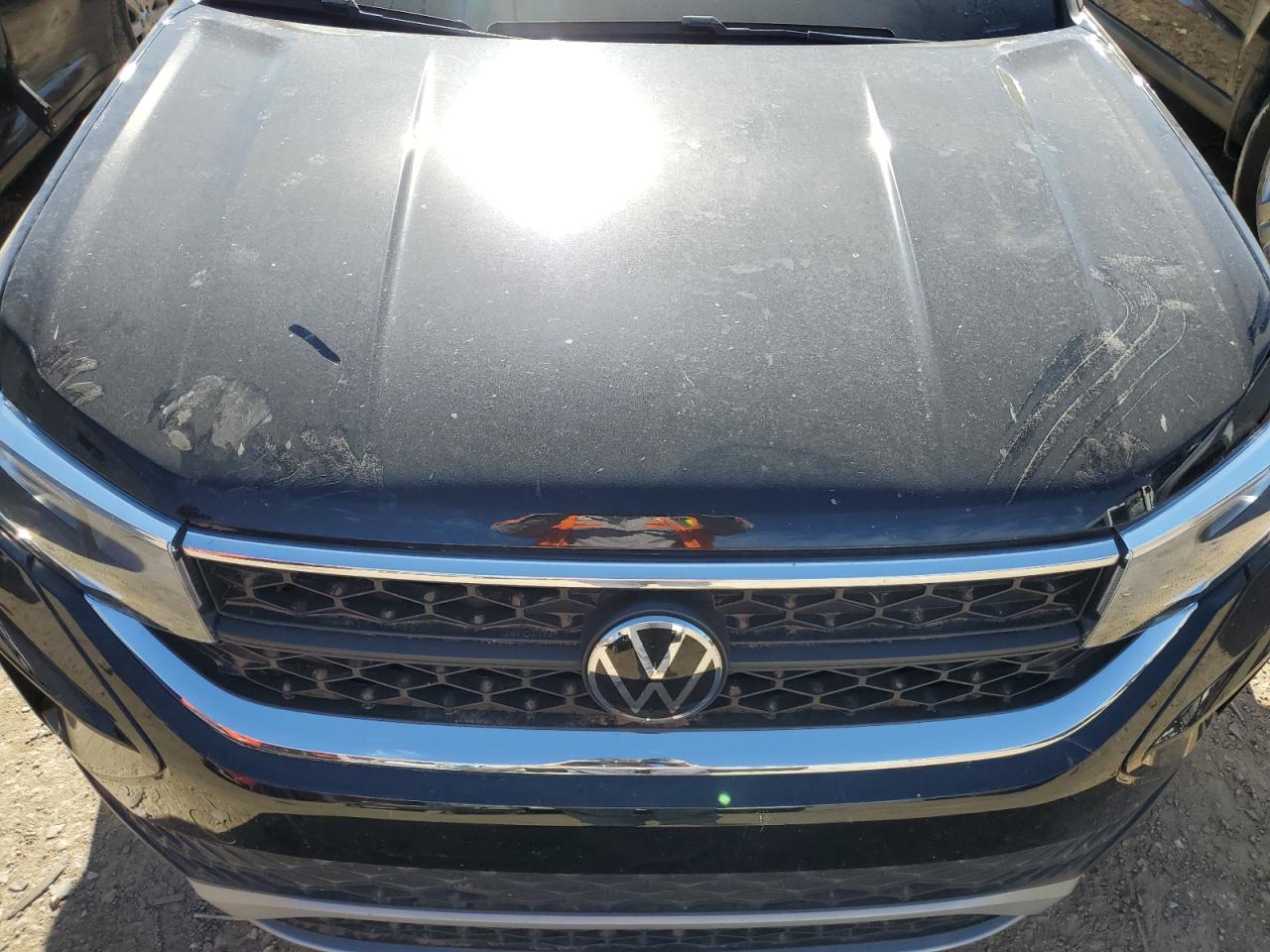 2023 Volkswagen Taos - Image 14