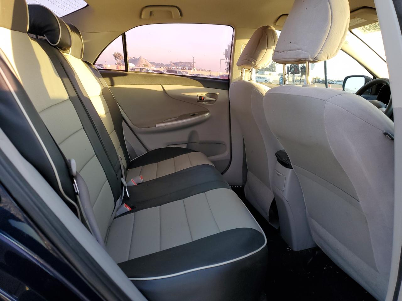 2012 Toyota Corolla - Image 10