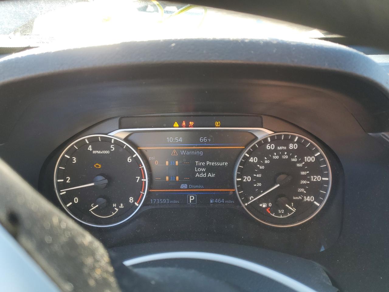 2021 Nissan Altima - Image 9