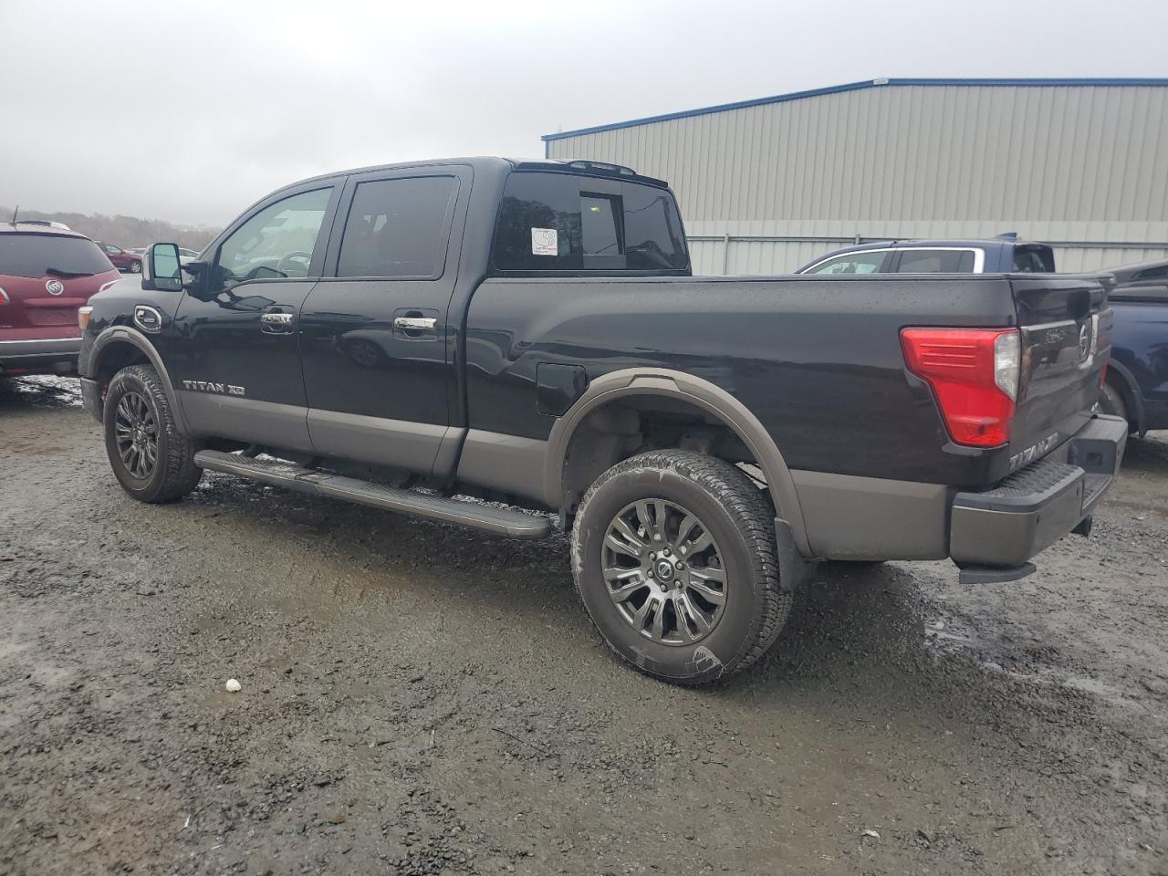 VIN 1N6BA1F46JN515351 2018 NISSAN TITAN no.2