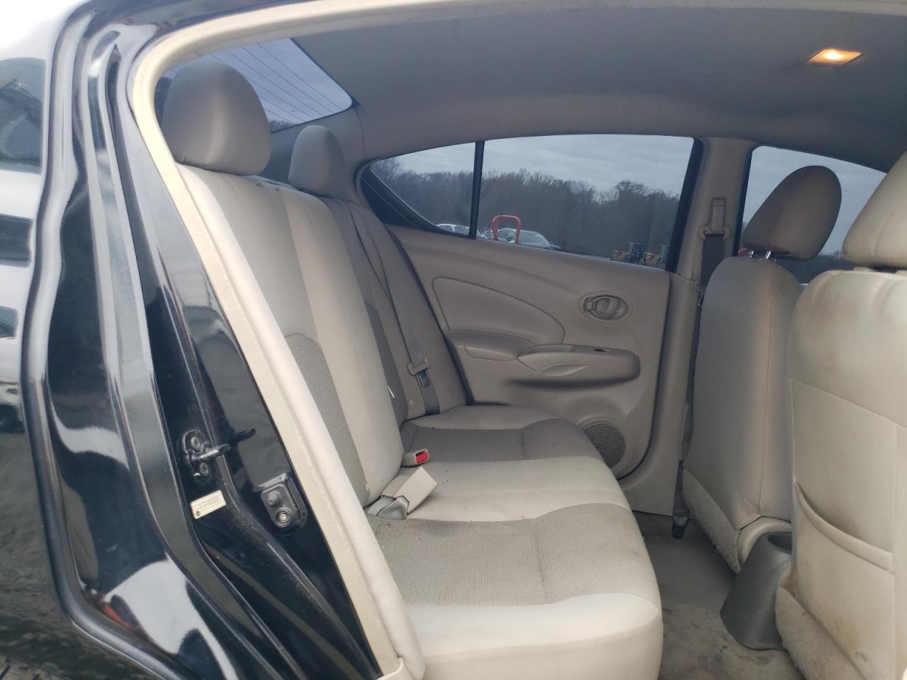 2012 Nissan Versa - Image 10