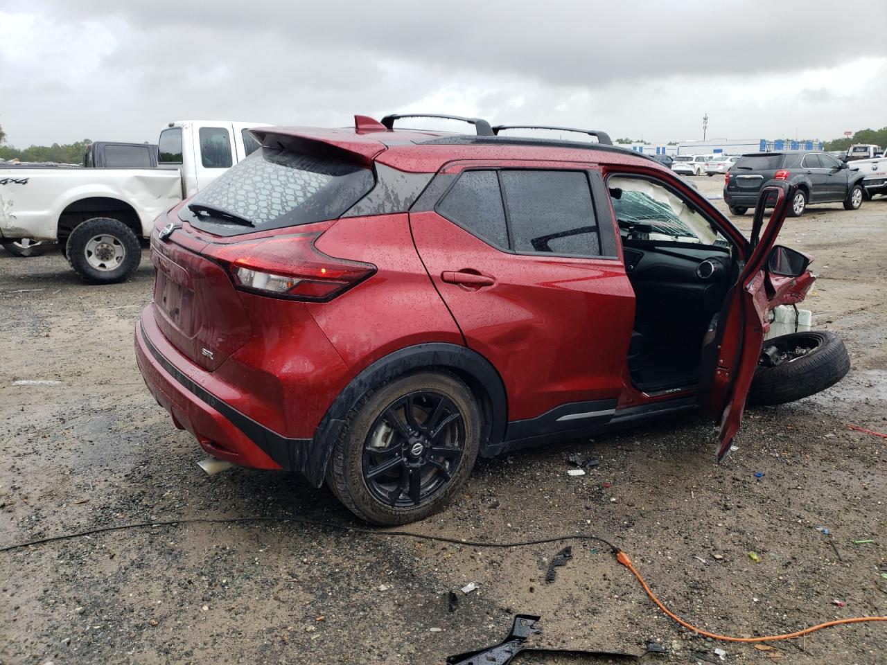 2021 Nissan Kicks - Image 3