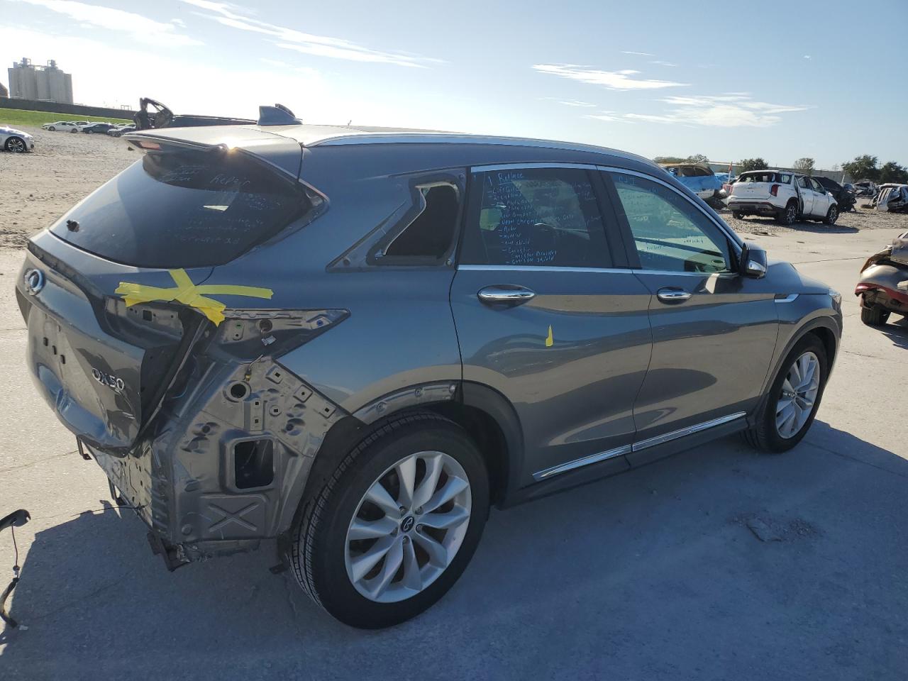 2019 Infiniti QX50 - Image 3