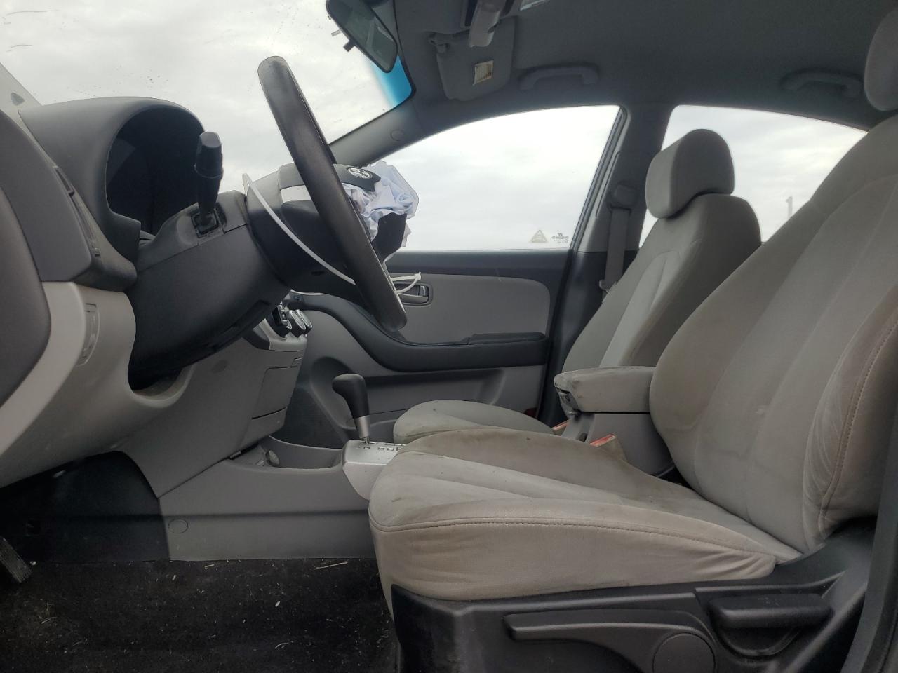 2009 Hyundai Elantra - Image 7