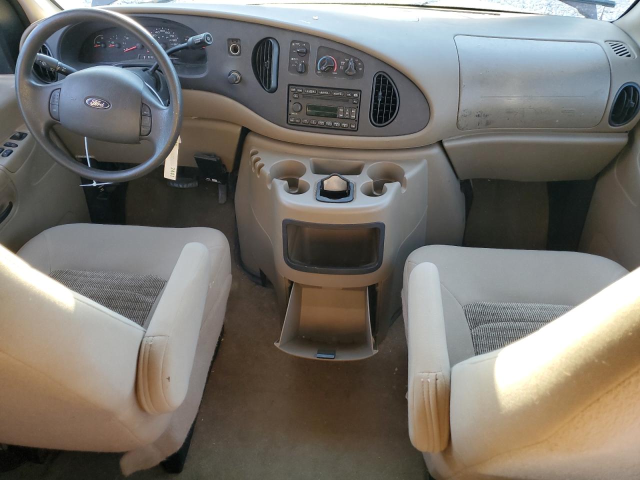 2005 Ford Econoline - Image 8