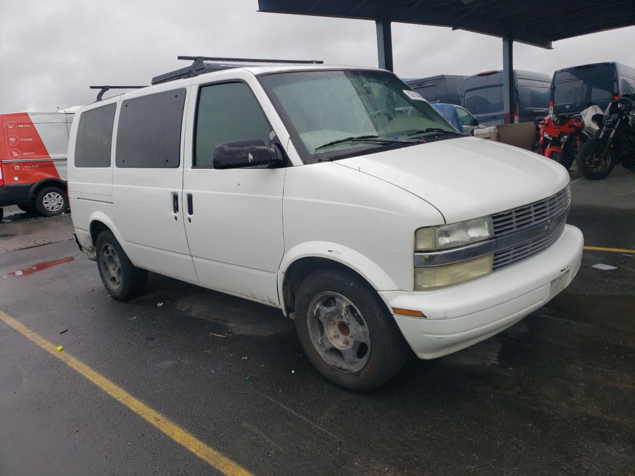 2003 Chevrolet Astro - Image 4