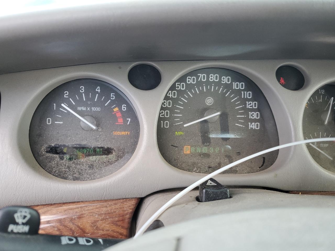 2002 Buick LeSabre - Image 9