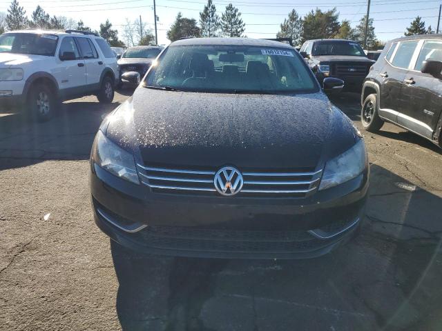 Sedans VOLKSWAGEN PASSAT 2013 Black