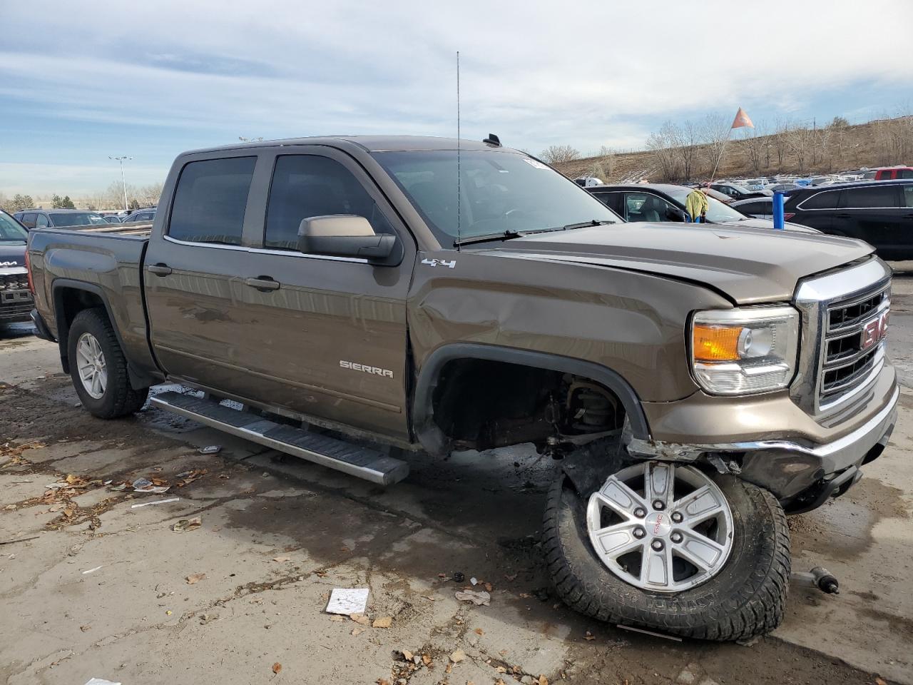 VIN 3GTU2UEC2EG352215 2014 GMC SIERRA no.4