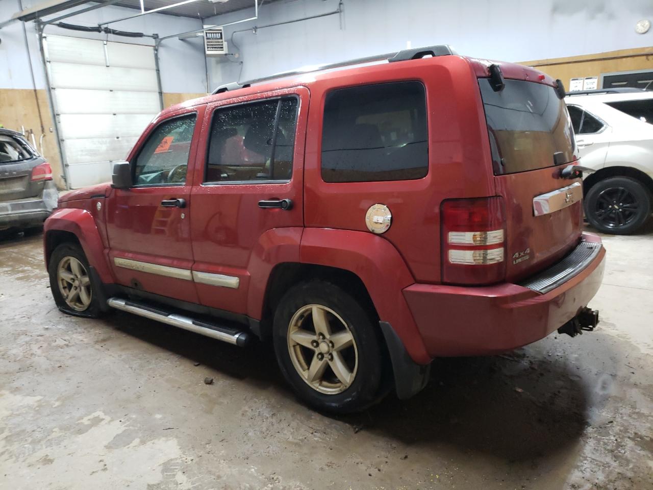 2010 Jeep Liberty (North America) - Image 2