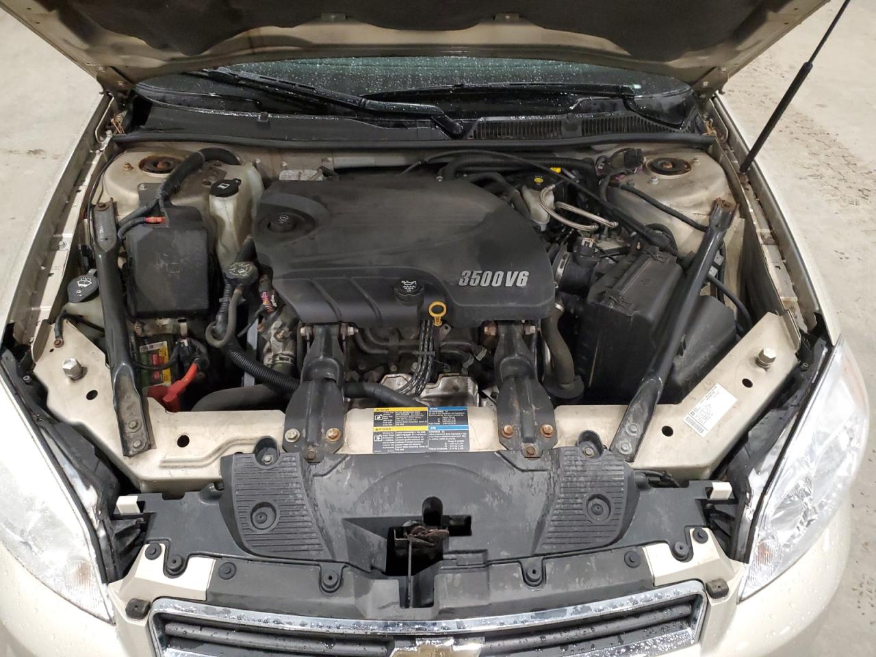 2009 Chevrolet Impala - Image 11